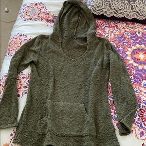 Hooded sweater